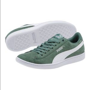 NWB Puma Green Vikky Sneakers Sz 9